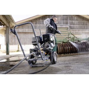 Power Washer For Hire