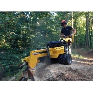 Jo Beau B24-100 boomstronkfrees-stobbenfrees-rogneuse de souches-stumpgrinder-Stubbenfräze-actie_1